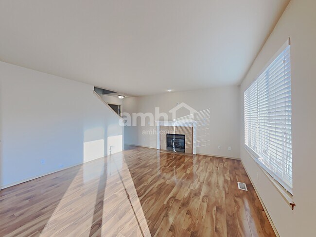 Building Photo - 9609 200th St E