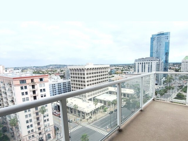 Building Photo - 488 E Ocean Blvd