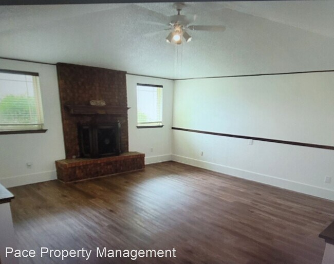 Building Photo - 3 br, 2 bath House - 4624 S Georgia St