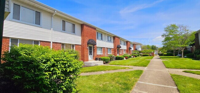 Building Photo - 1059 Wilmington Ave