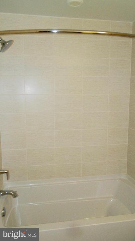 Building Photo - 1794 Lanier Pl NW