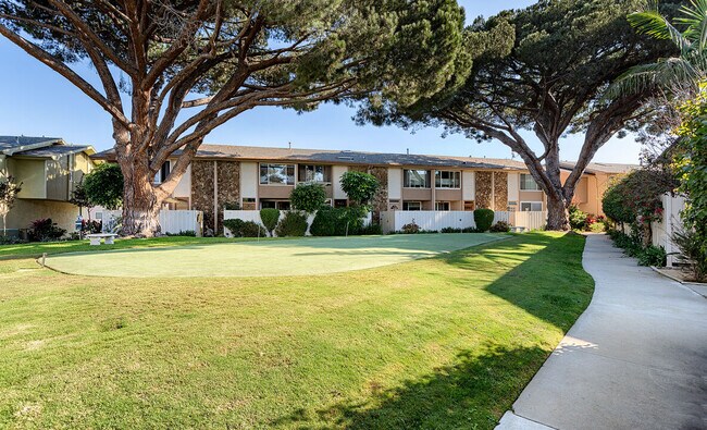 Building Photo - 5215 Sepulveda Blvd