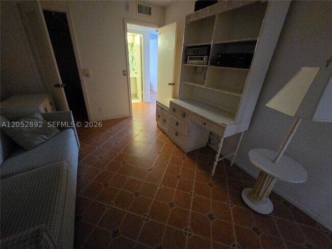 Building Photo - 3036 Ashby D