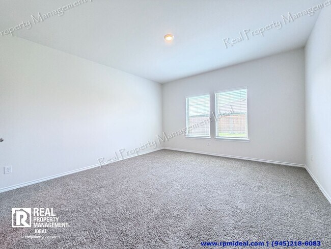 Building Photo - 621 Dunhill Rd