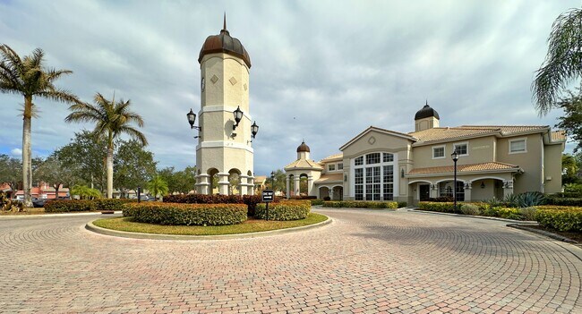Building Photo - 152 SW Peacock Blvd
