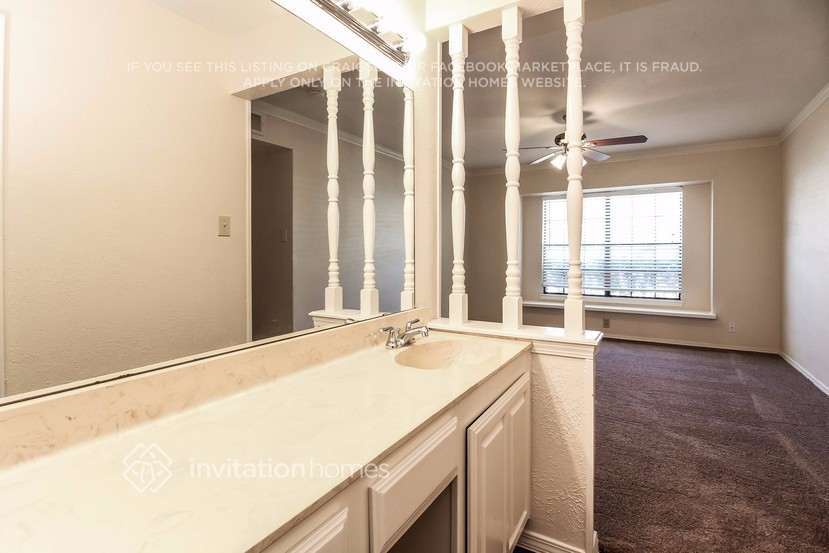 Building Photo - 421 Kingsbridge Dr