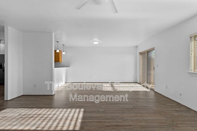 Building Photo - 92-7139 Elele St