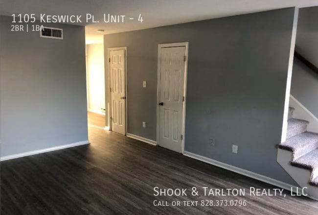 Building Photo - 1105 Keswick Pl