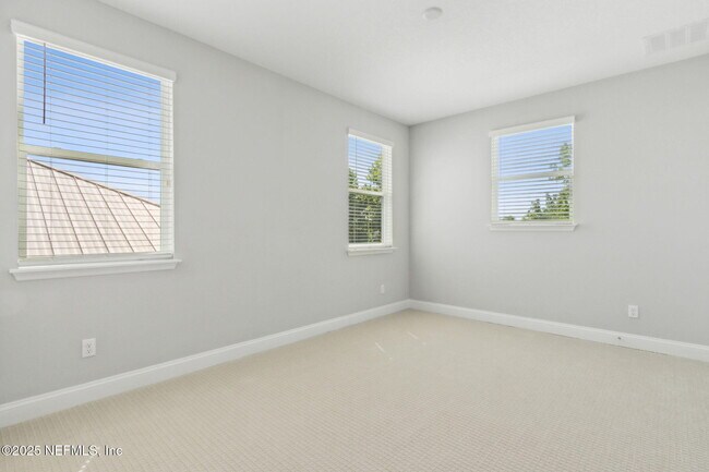 Building Photo - 84 Waterline Dr