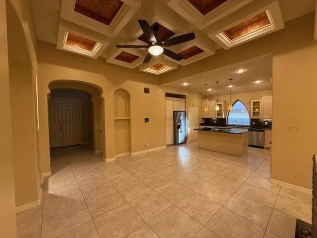 Building Photo - 222 Majestic Palm Dr