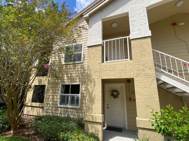 Primary Photo - 11 Arbor Club Dr