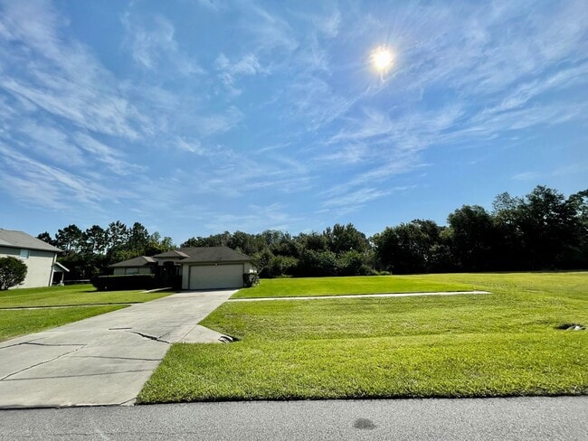 Building Photo - Great 4/2 home in Wedgefield!!