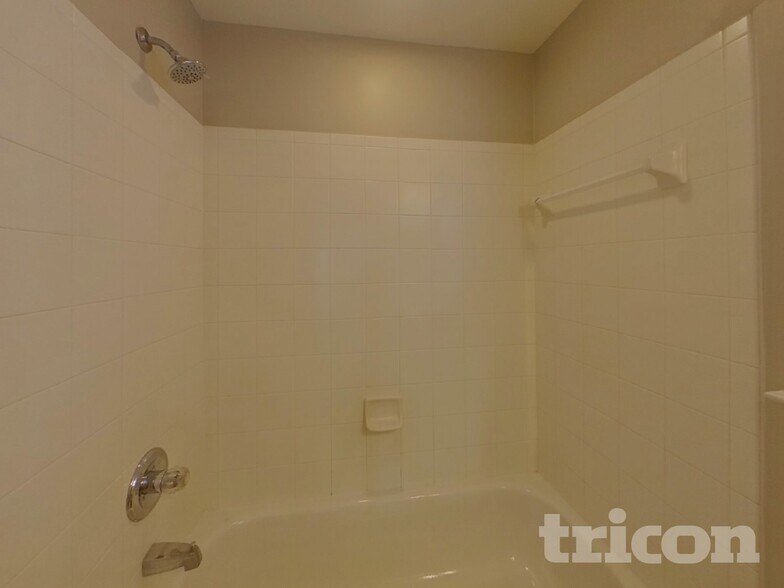 Building Photo - 10129 Caldwell Forest Dr