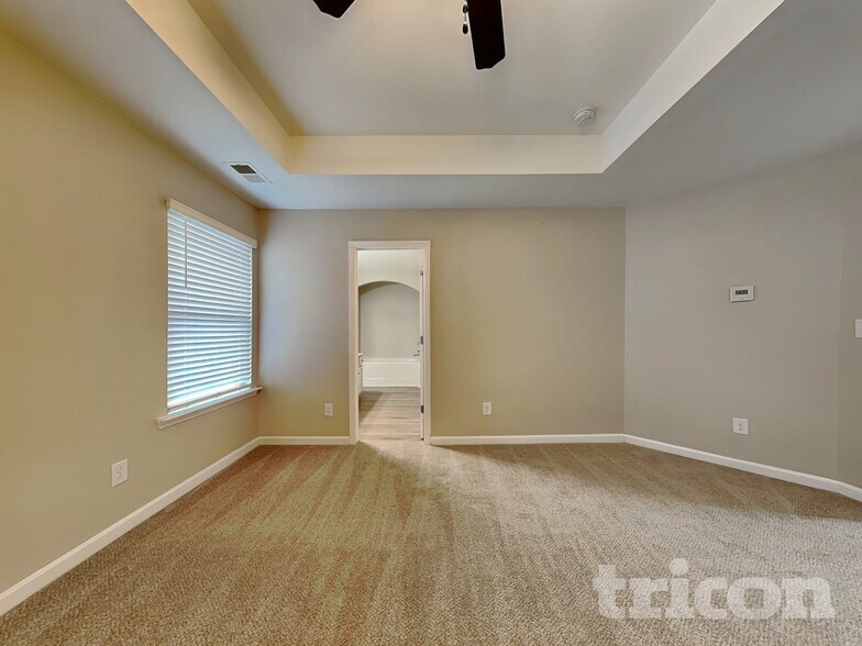 Building Photo - 143 Southwind Ln