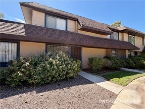 Building Photo - 6132 Meadowgrass Ln