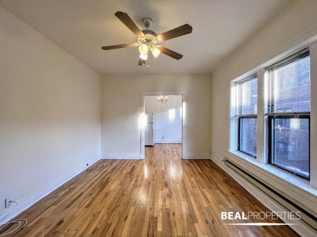 Building Photo - 1 bedroom in CHICAGO IL 60613