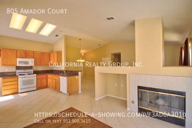 Building Photo - 805 Amador Ct