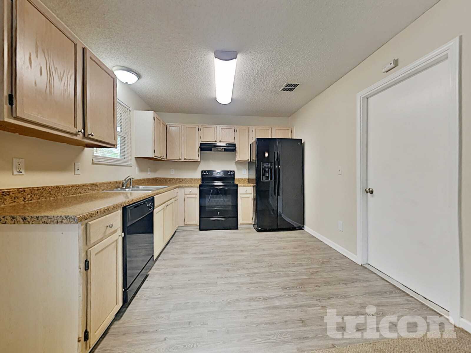 Building Photo - 7548 Allspice Cir S