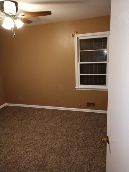 Building Photo - 168 Ruby Dr