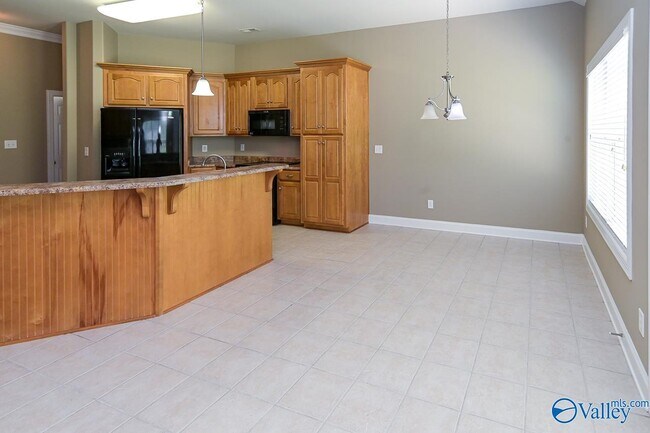 Building Photo - 8821 Belle Mor Dr NW
