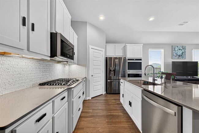 Building Photo - 3806 Favor Frst Ct