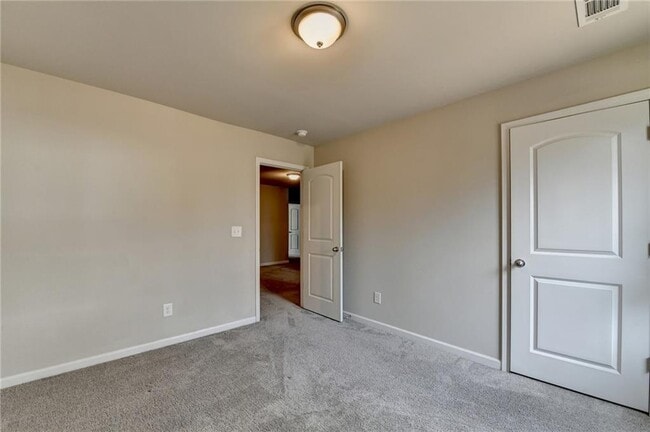 Building Photo - 217 Rockfern Ter