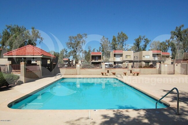Building Photo - 11155 N 82nd Dr