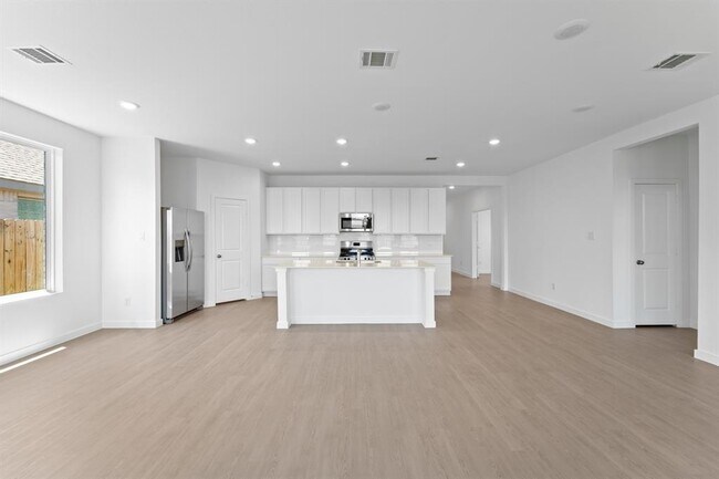 Building Photo - 22140 Juniper Crossing Dr