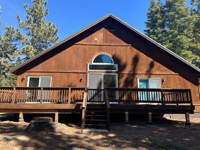 Building Photo - Tahoe Donner Ski Lease
