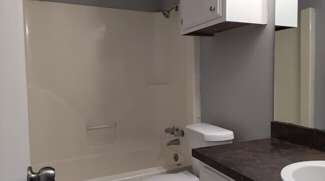 Building Photo - 7110 NW 30th Terrace