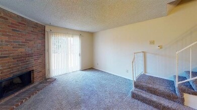 Building Photo - 2281 Aspen Dr