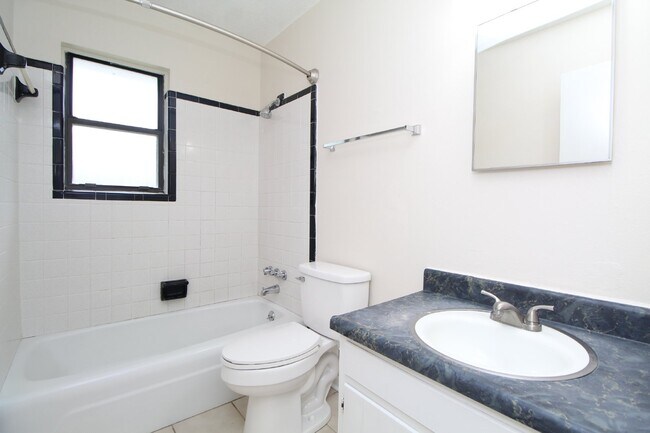 Building Photo - 2BR Duplex Near Blackwater River & Carpenter’s Park with Tile Flooring Throughout