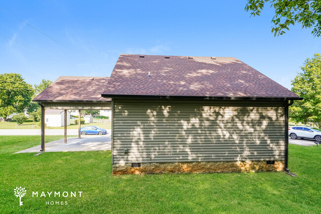 Building Photo - Adorable 3 Bedroom in Clarksville!