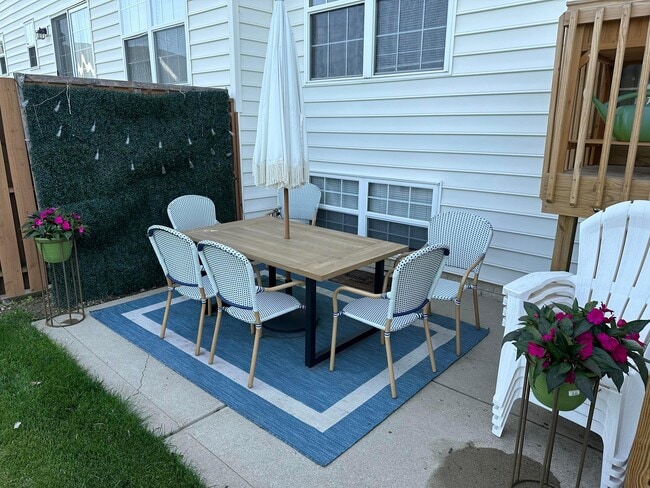 Building Photo - 6002 Andrew John Dr