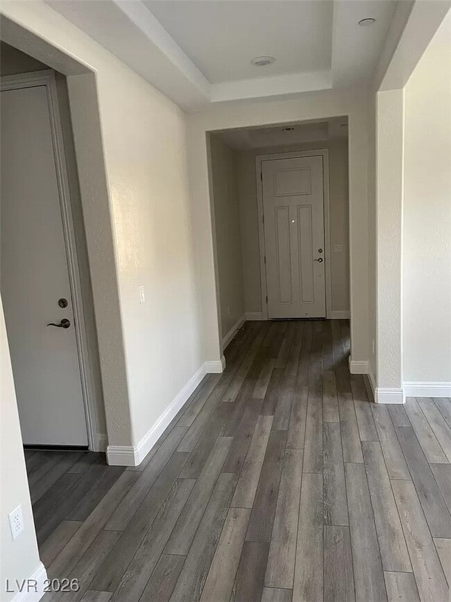 Building Photo - 92 Lake Oasis St