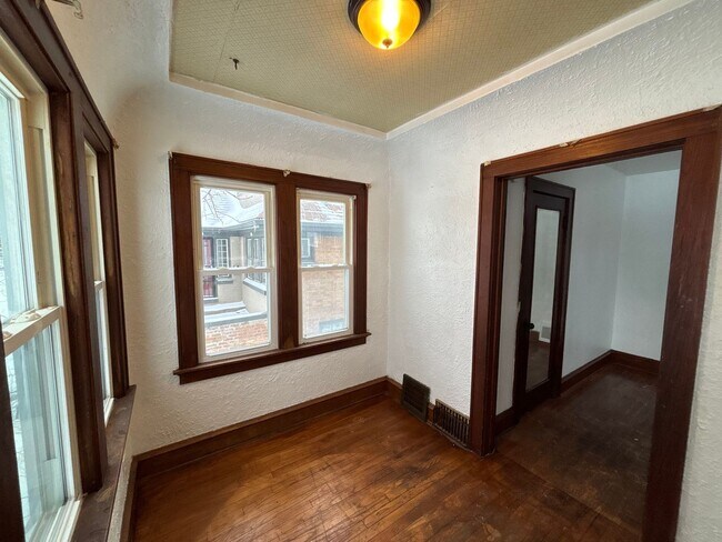 Building Photo - 4568 N 38th St