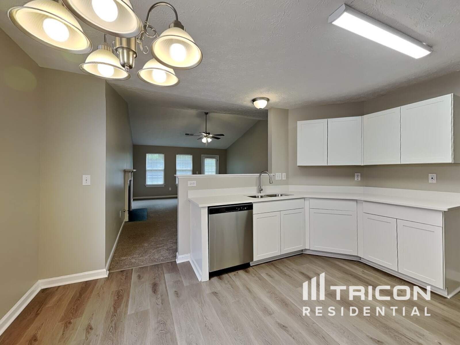 Building Photo - 2420 Lofton Ct
