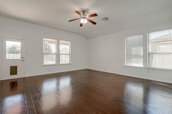 Building Photo - 11618 Lantana Reach Dr