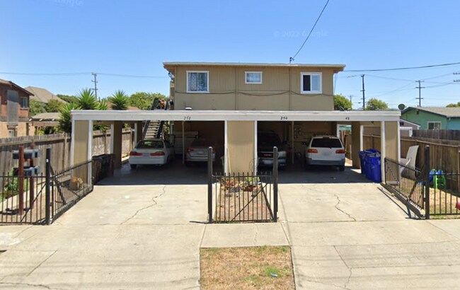 Primary Photo - 2 Bedroom, 1 Bath Unit – Richmond Availabl...