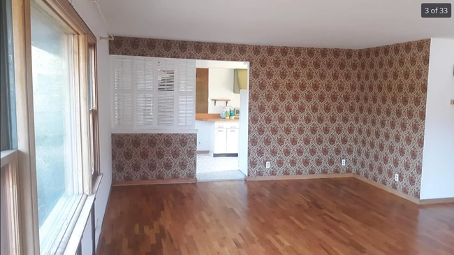 Building Photo - Beautiful Spacious 3bedroom/2bathroom House