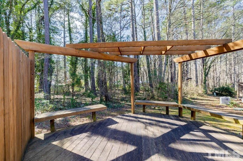 Building Photo - 56 Forest Oaks Dr