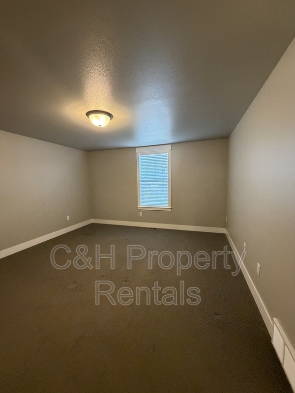 Building Photo - 1826 Walter Creek Blvd