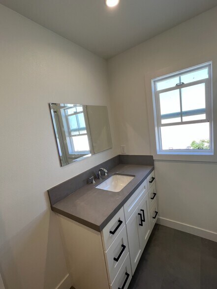 Building Photo - 4127 Artesia Blvd