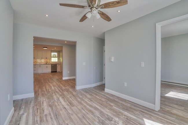 Building Photo - 237 Whiton St