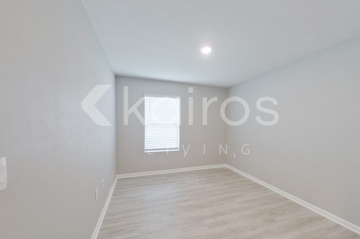 Building Photo - 131 Swallowtail Ln