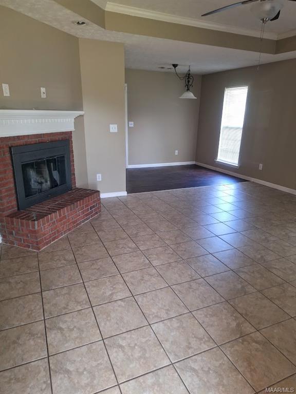 Building Photo - 6917 Oak Side Dr