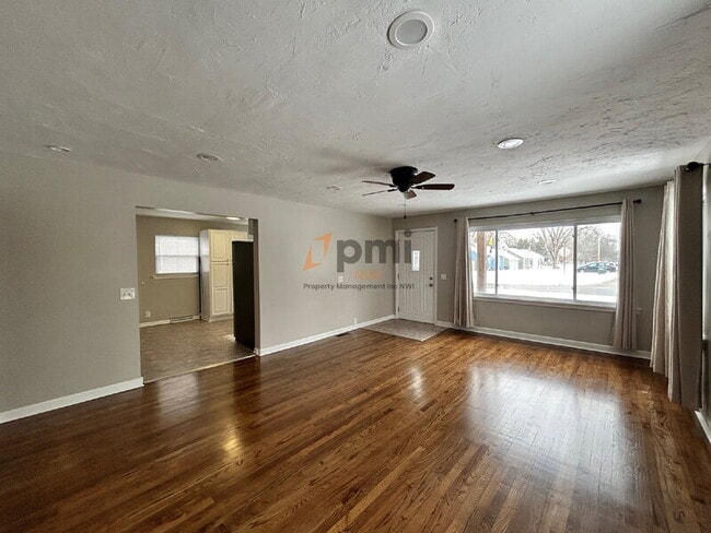 Building Photo - 758 Hope St