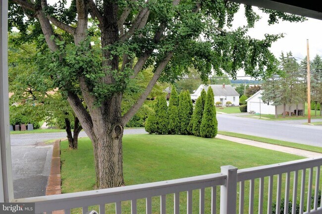 Building Photo - Beautiful 2 bed Rancher for Rent. Palmyra