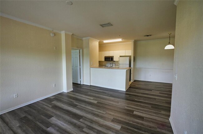 Building Photo - 3757 Conroy Rd