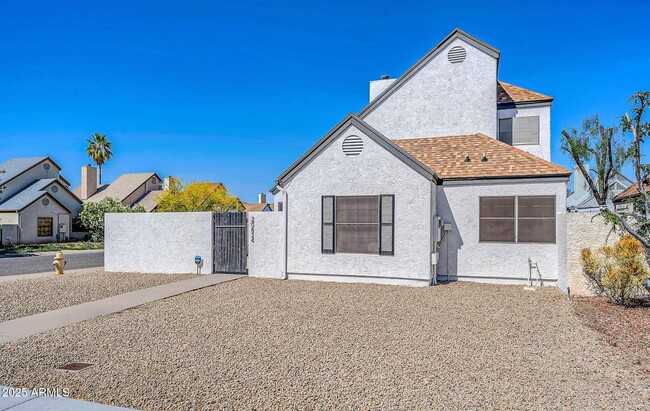 Primary Photo - 20824 N 21st Ave